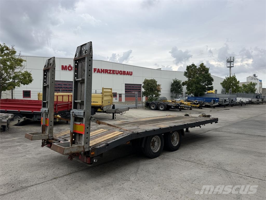 Möslein THT 11 Schwebheim Tandemtieflader Low loaders