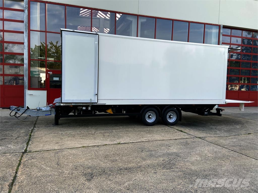 Möslein TK0105D-L Weiß Tandem Koffer, Ladebordwand 1,5 t Gesloten opbouw trailers