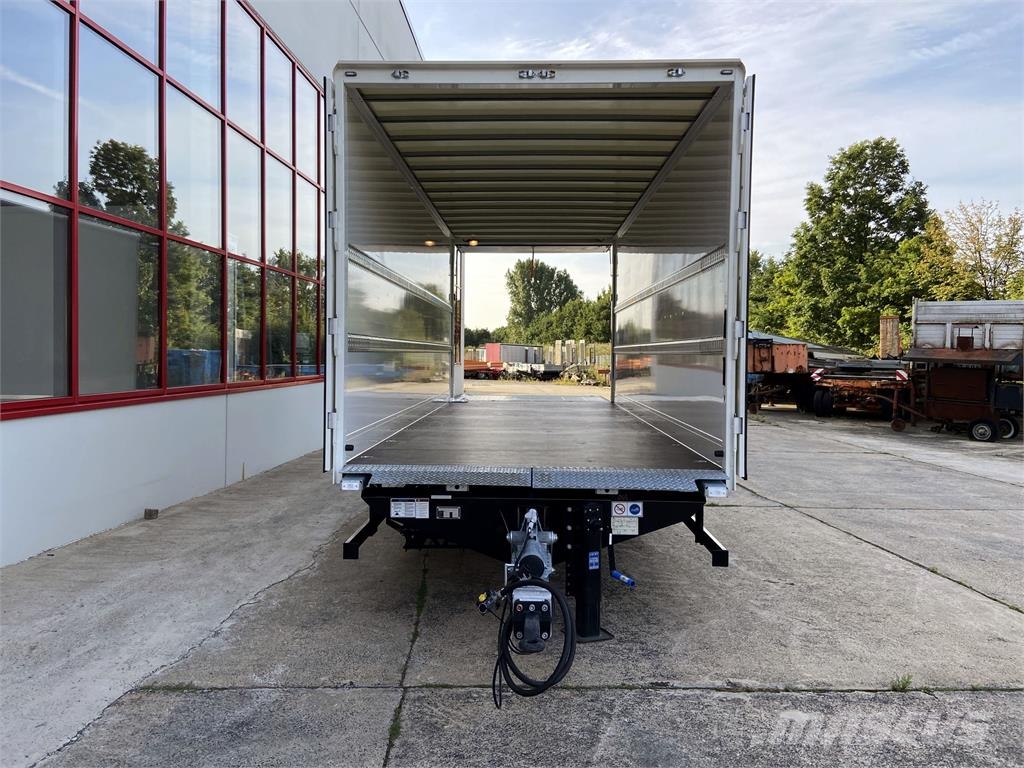Möslein TK0105D-L Weiß Tandem Koffer, Ladebordwand 1,5 t Gesloten opbouw trailers