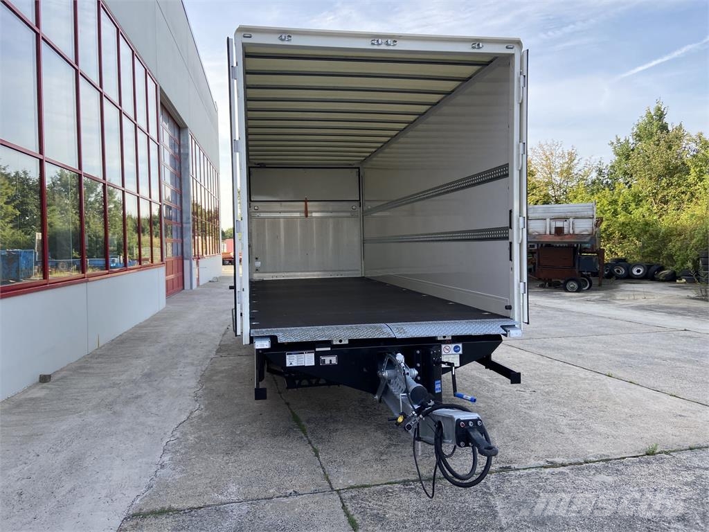 Möslein TK0105D-L Weiß Tandem Koffer, Ladebordwand 1,5 t Gesloten opbouw trailers