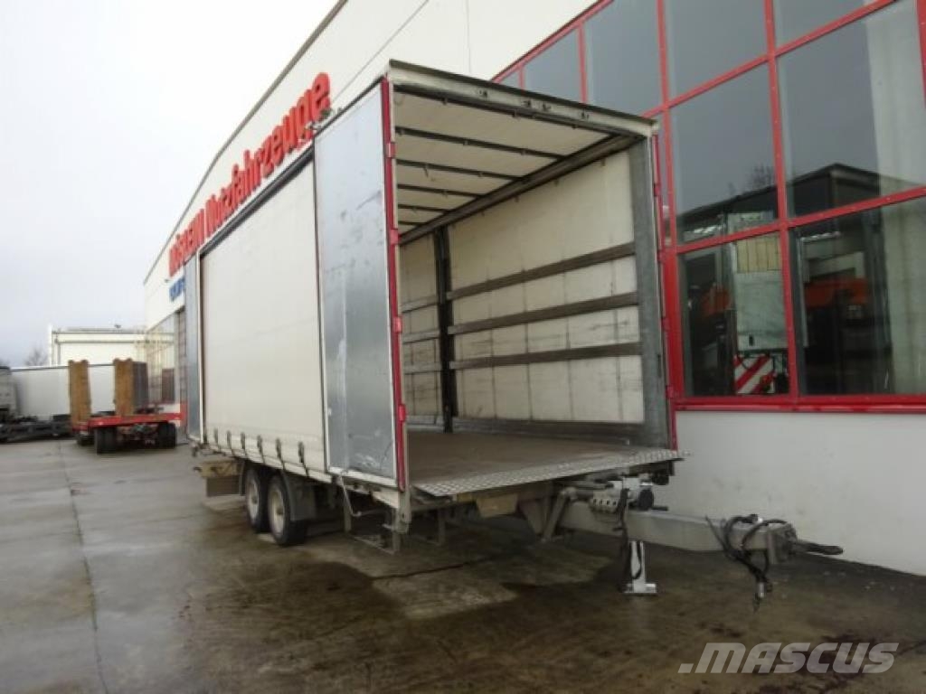 Möslein TP 11 Schwebheim Tandem- Schiebeplanenanhänger zu 侧帘拖车