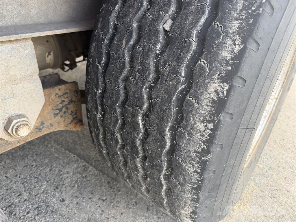 Müller Mitteltal KA-TA 14,4 t Tandemkipper- Tieflader, B مقطورات قلابة