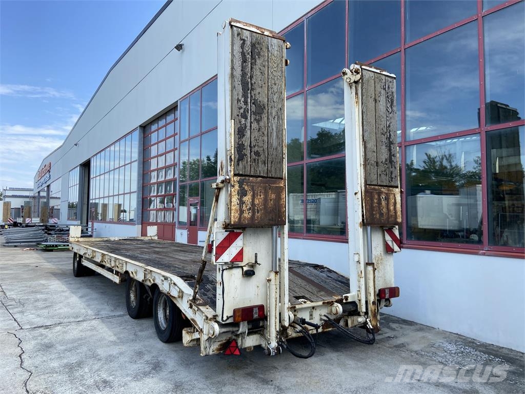 Müller Mitteltal PT 30 3 Achs Tieflader 9,20 m Ladefläch Plataformas bajas