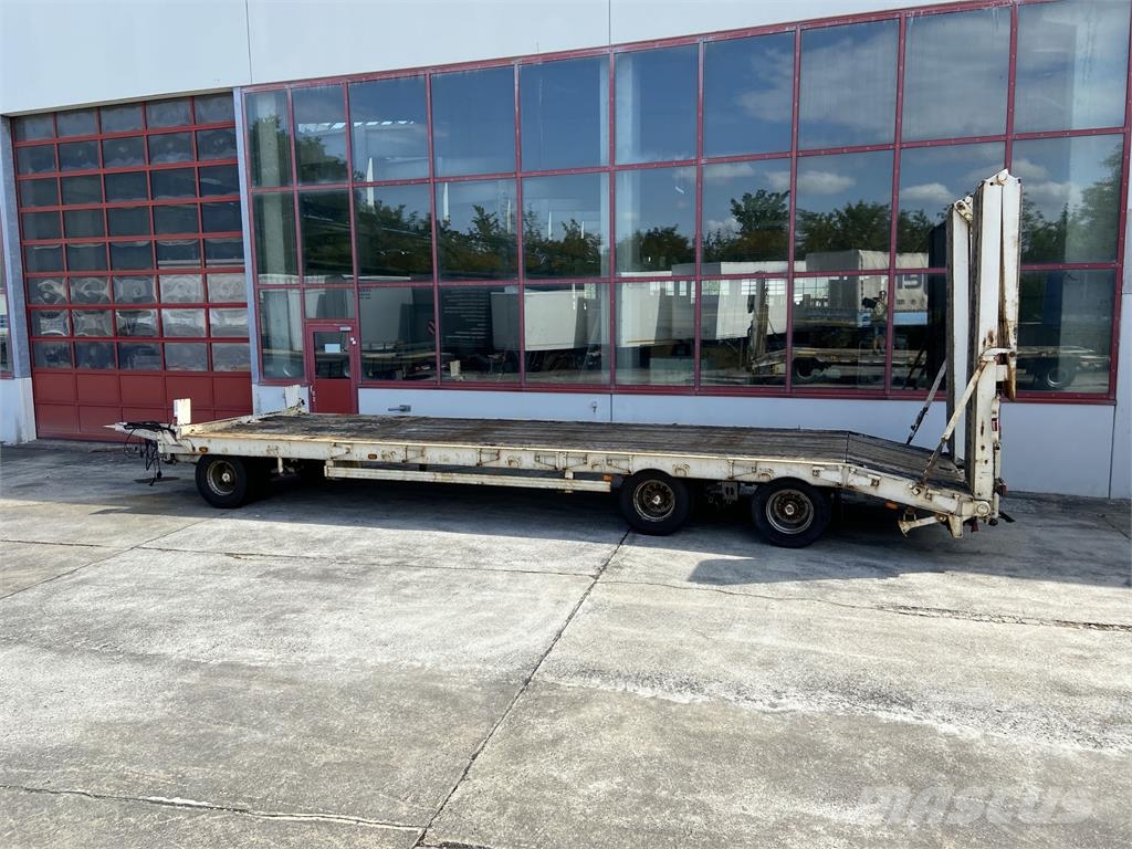Müller Mitteltal PT 30 3 Achs Tieflader 9,20 m Ladefläch Plataformas bajas