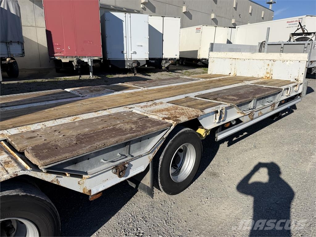 Müller Mitteltal TS 3 RM 30,0 3 Achs Satteltieflader Ra Nizko noseče polprikolice