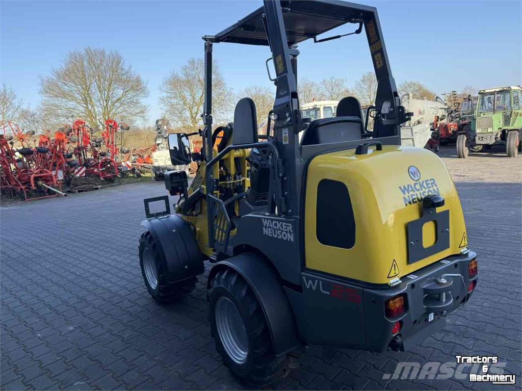 Wacker Neuson WL 25 Teleskopik tekerlekli yükleyiciler