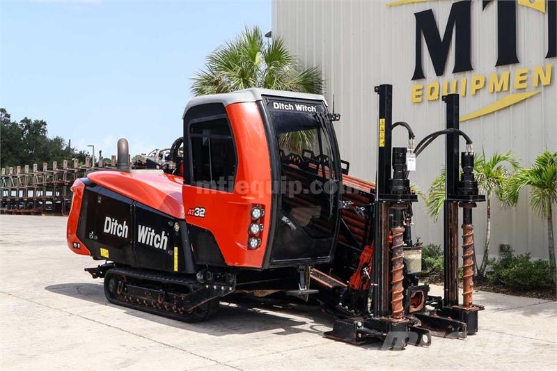 Ditch Witch AT32 Εξοπλισμός οριζόντιων διατρήσεων