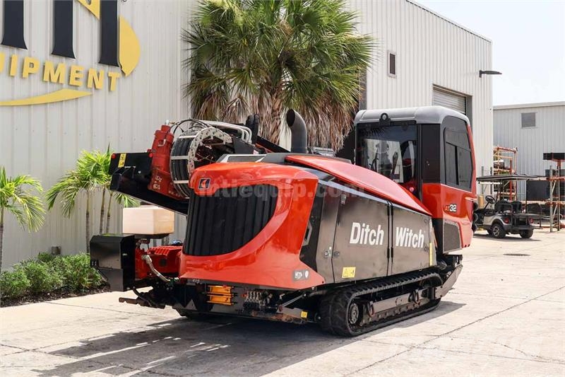 Ditch Witch AT32 Εξοπλισμός οριζόντιων διατρήσεων