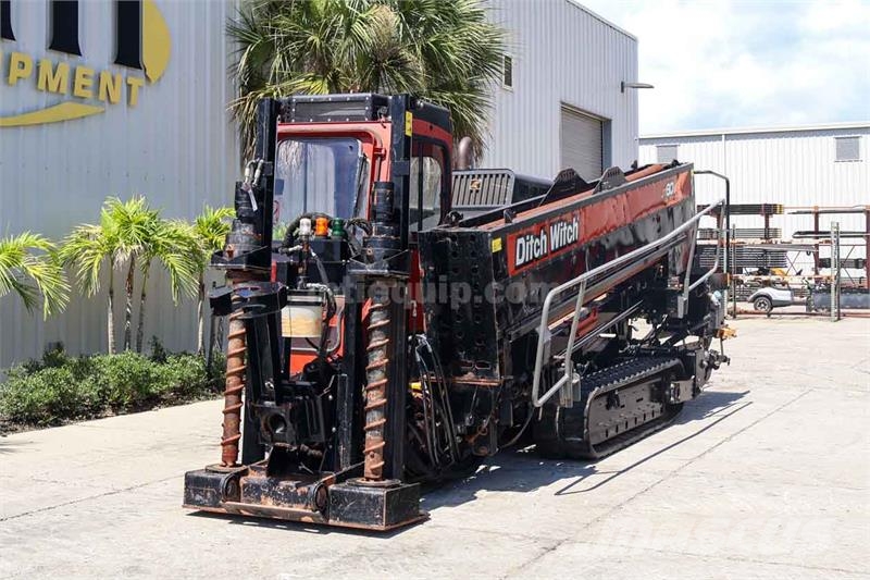 Ditch Witch AT60 水平掘削リグ