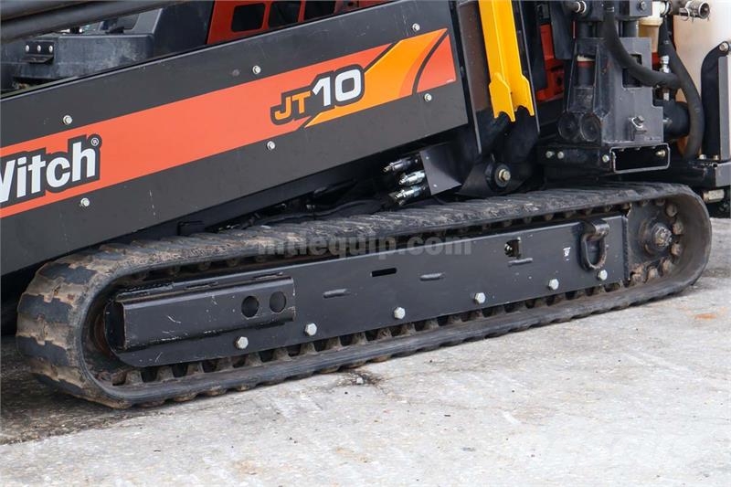 Ditch Witch JT10 水平掘削リグ