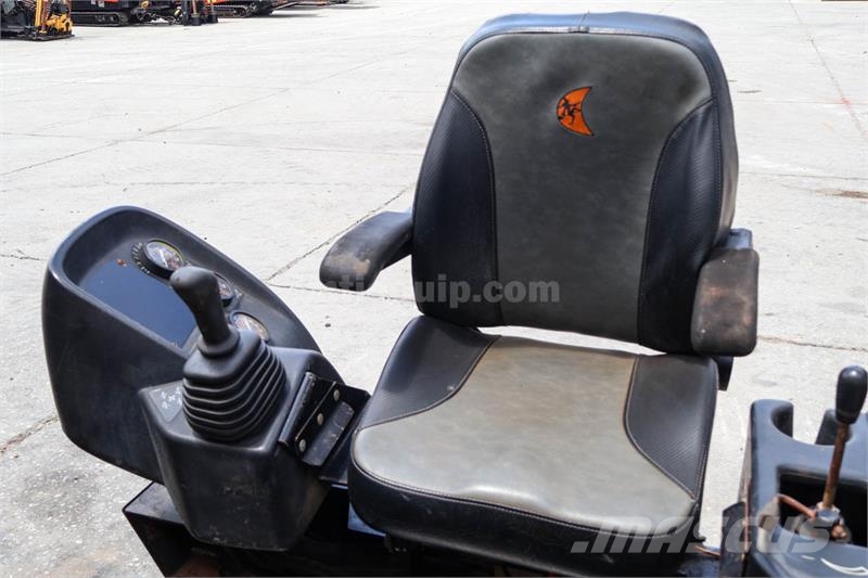Ditch Witch JT10 Εξοπλισμός οριζόντιων διατρήσεων