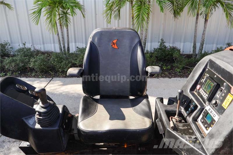 Ditch Witch JT10 水平/臥式定向鑽機設備