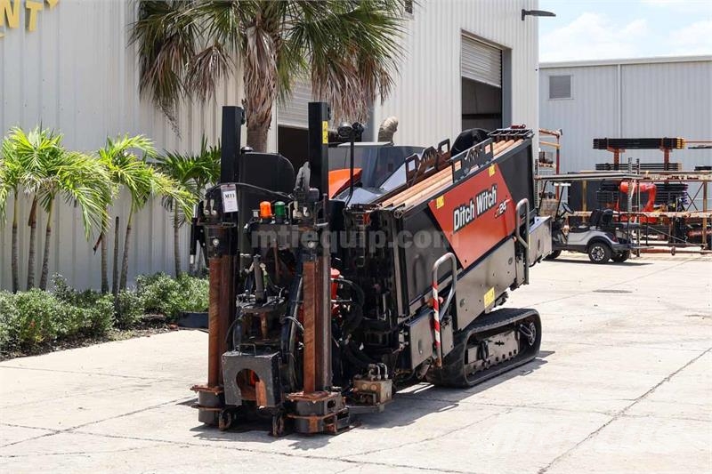Ditch Witch JT24 Horisontaalsed puurmasinad