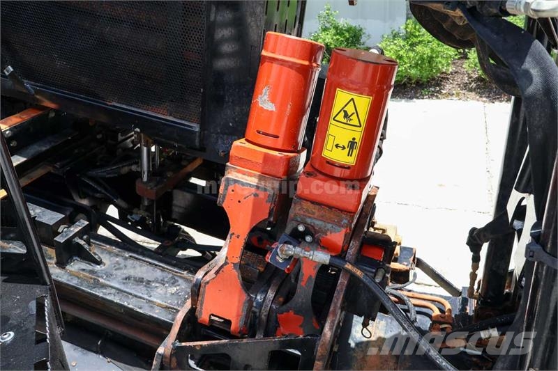 Ditch Witch JT24 Horisontaalsed puurmasinad