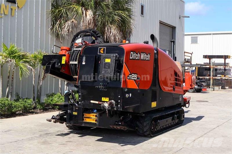 Ditch Witch JT25 Horizontale Richtungsbohrgeräte