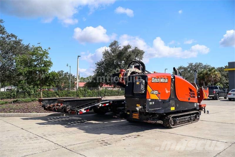 Ditch Witch JT25 Horizontale Richtungsbohrgeräte