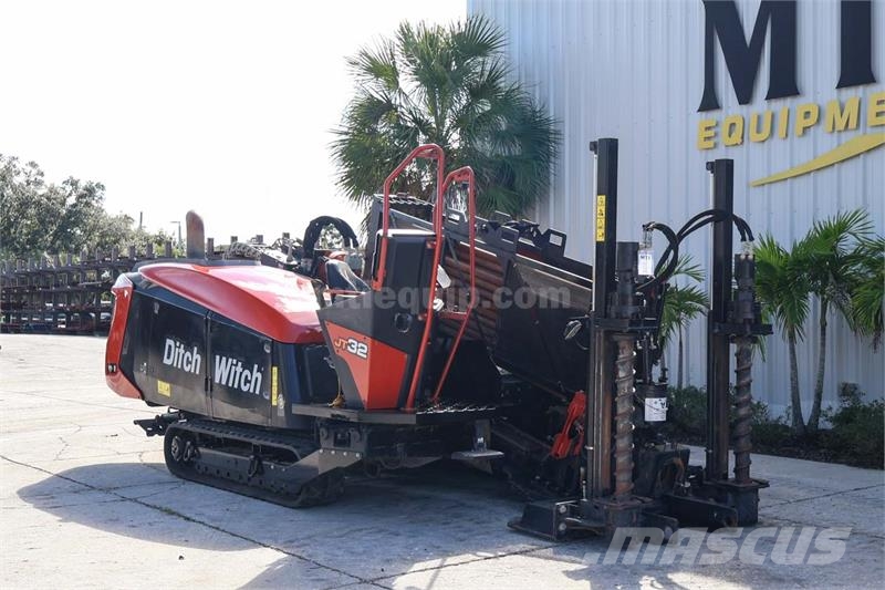 Ditch Witch JT32 Обладнання для горизонтального буріння