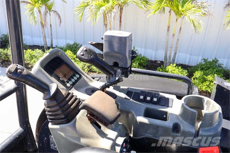 Yanmar VIO35-6A 小型挖掘机