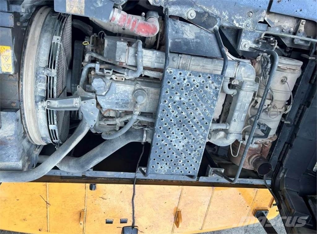 CASE CX350C Гусеничні екскаватори