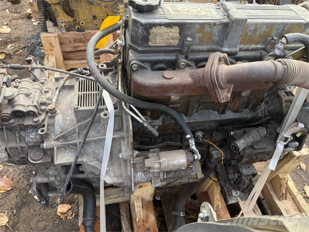 CAT 3024 发动机