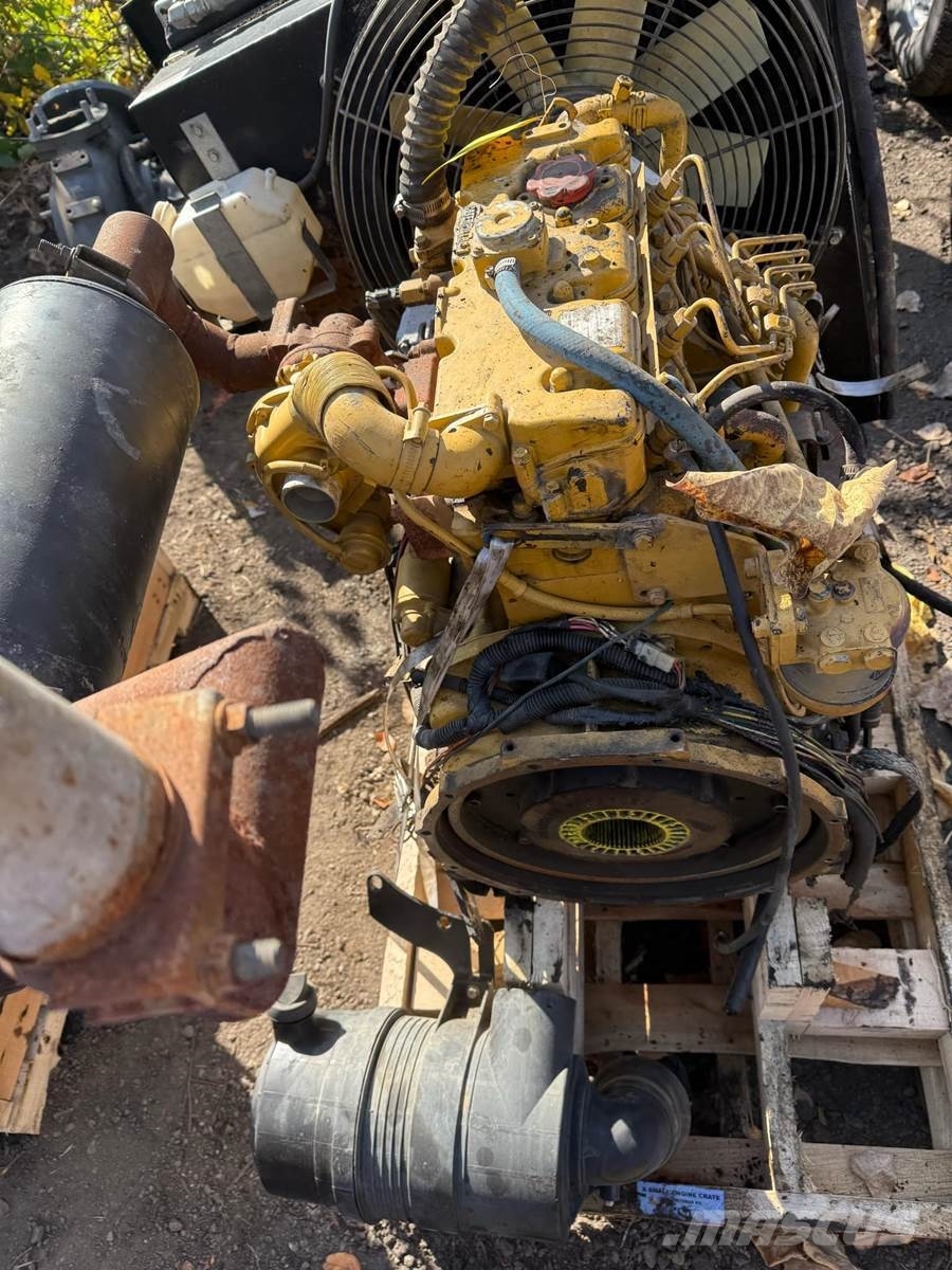 CAT 3024 发动机