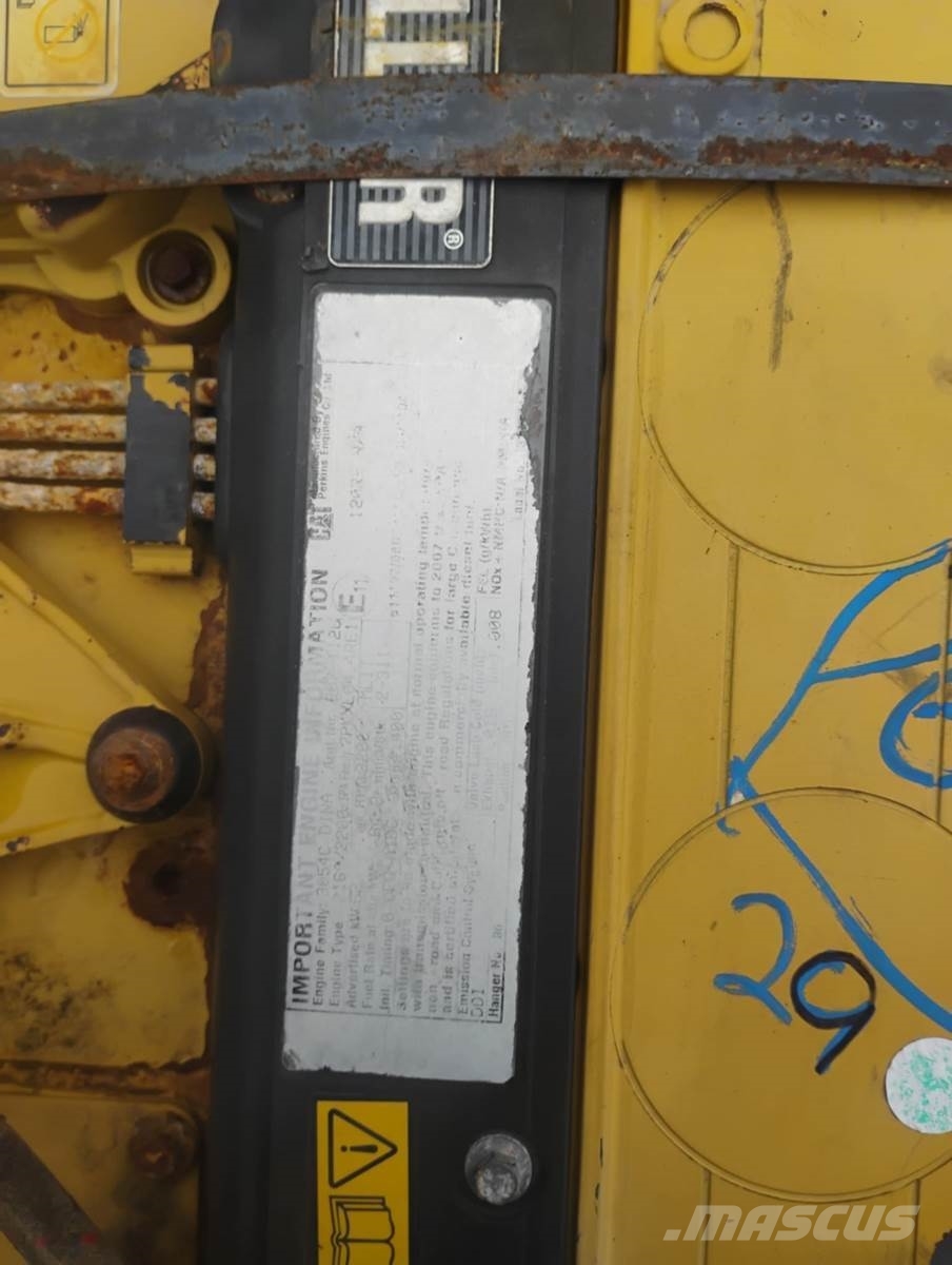 CAT 3054 发动机
