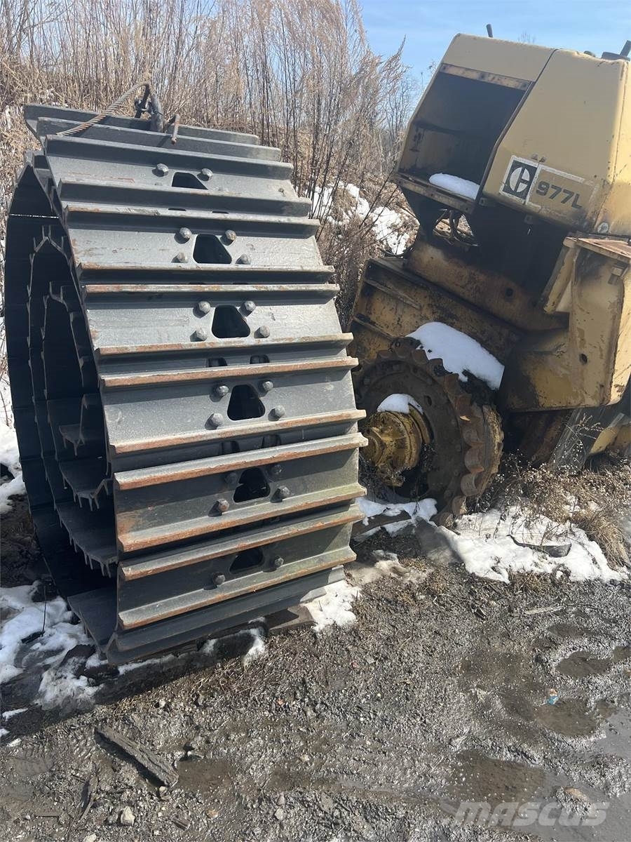 CAT 324DL /325/320DL Tracks, chains and undercarriage