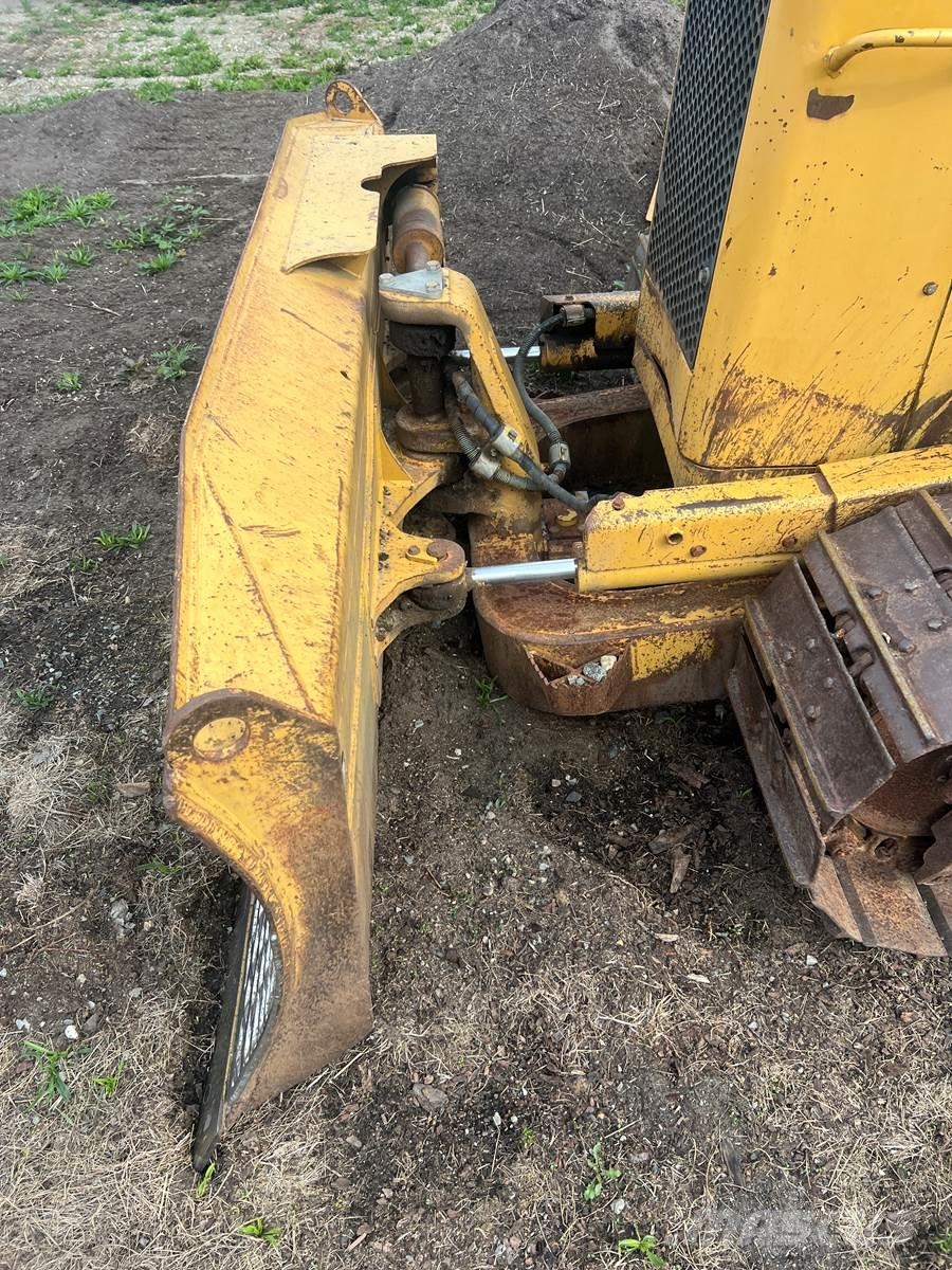 CAT D5N 履帶推土機