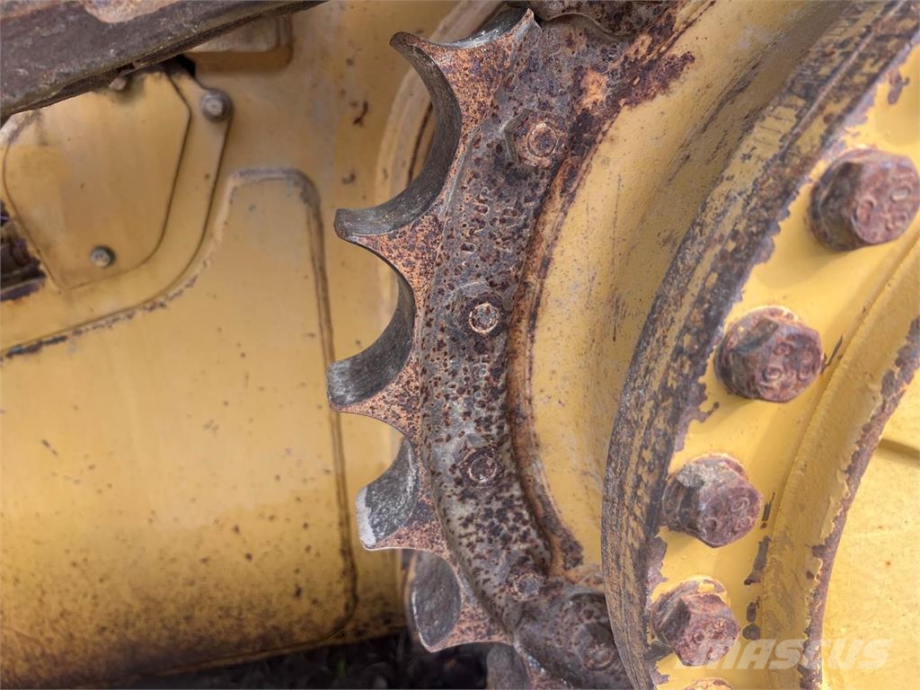 CAT D5N 履帶推土機