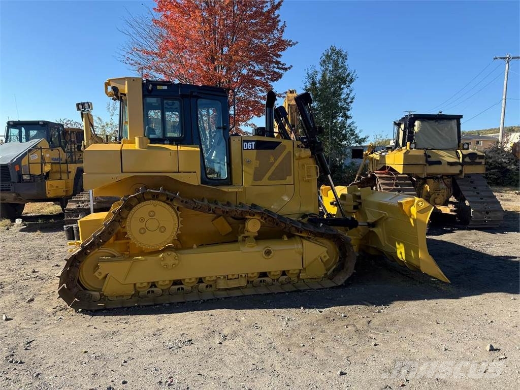 CAT D6T Гусеничные бульдозеры