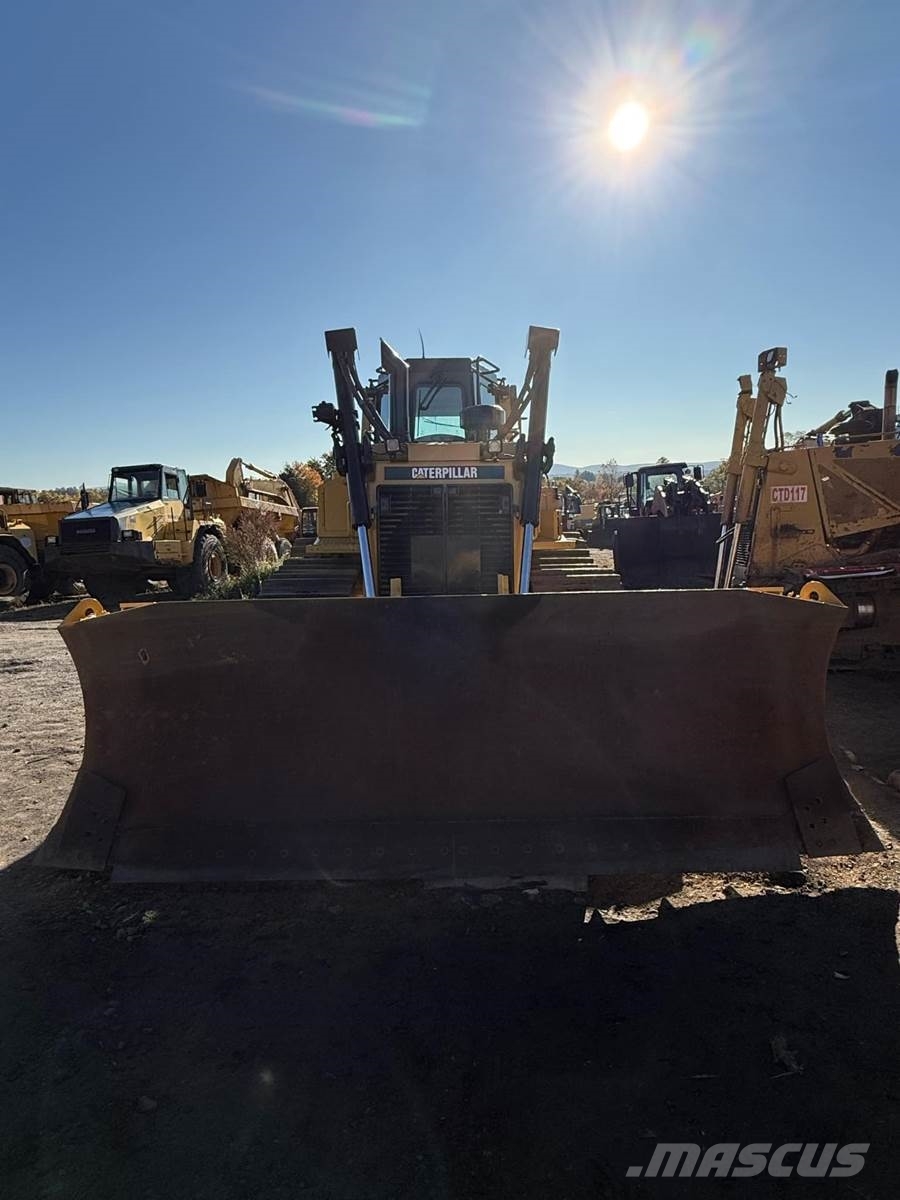 CAT D6T Гусеничные бульдозеры