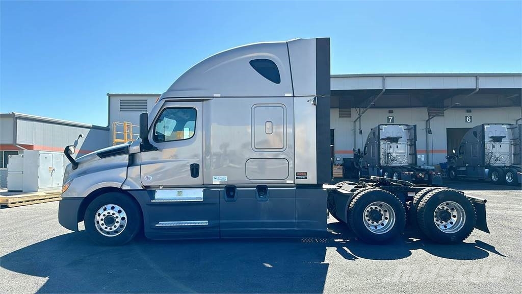 Freightliner Cascadia Sadulveokid