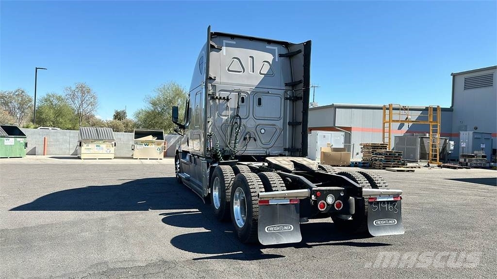Freightliner Cascadia Sadulveokid