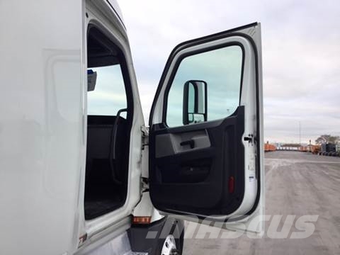Freightliner Cascadia Sadulveokid