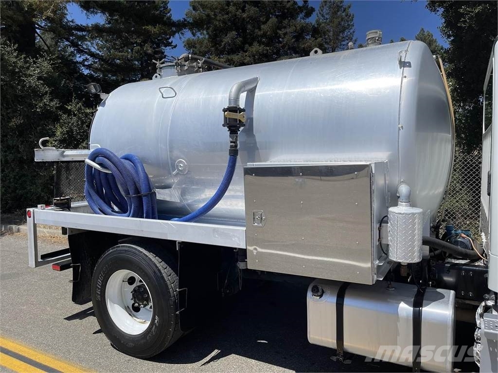 Freightliner M2 106 Tractor Units
