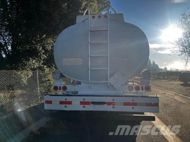Freightliner M2 112 Вантажівки-цистерни