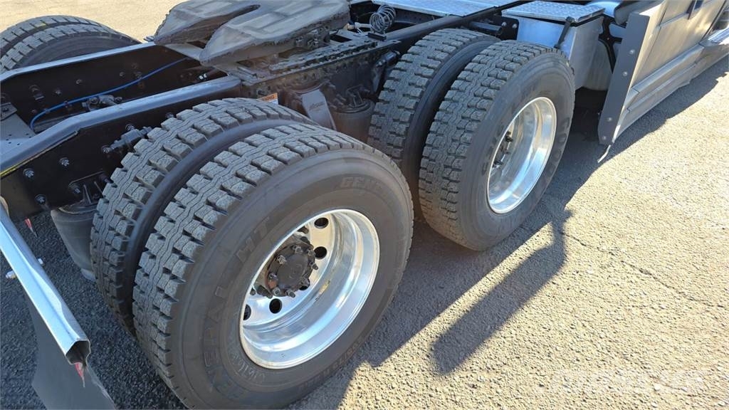 Freightliner Other Truck Tractor Units