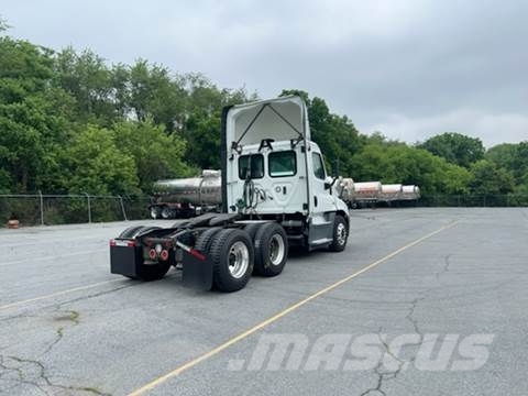 Freightliner Other Truck Tractor Units