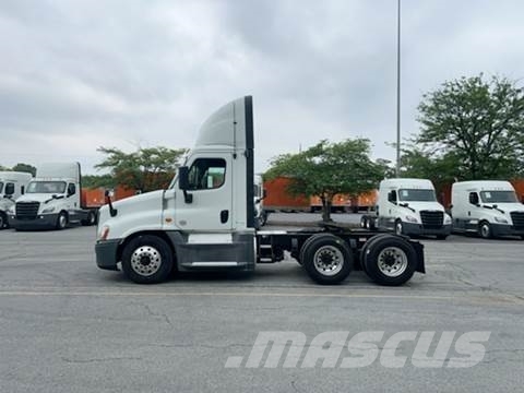 Freightliner Other Truck Tractor Units