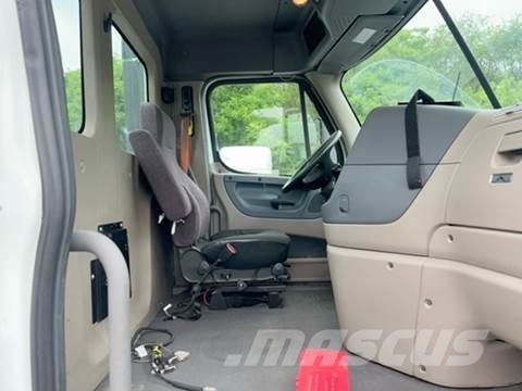 Freightliner Other Truck Tractor Units