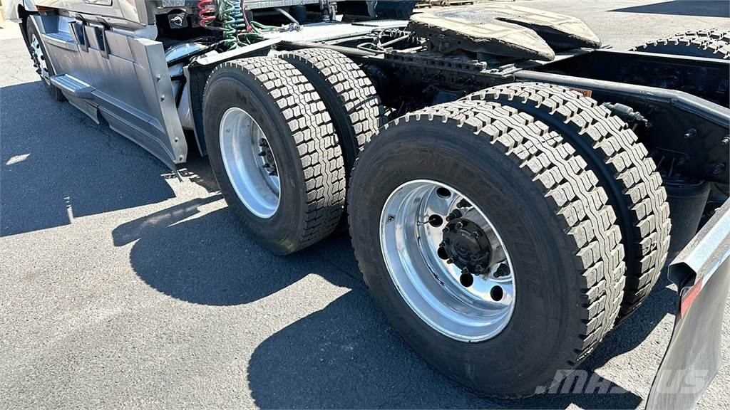 Freightliner Other Truck Tractor Units
