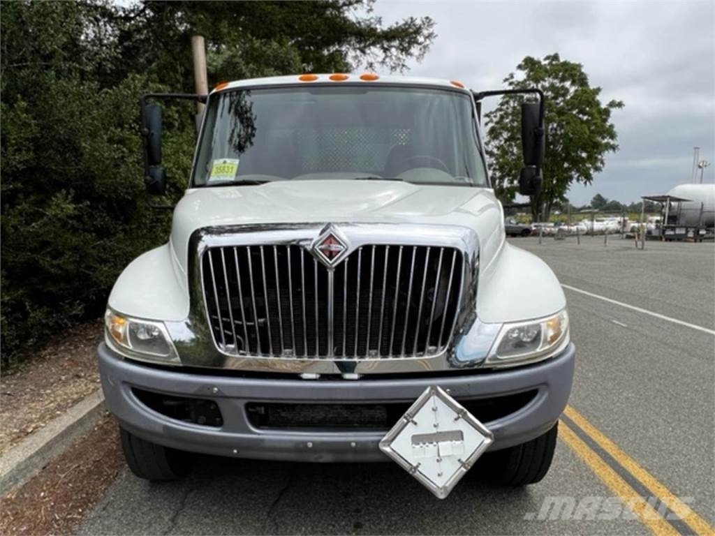 International DuraStar 4300 Tankwagen