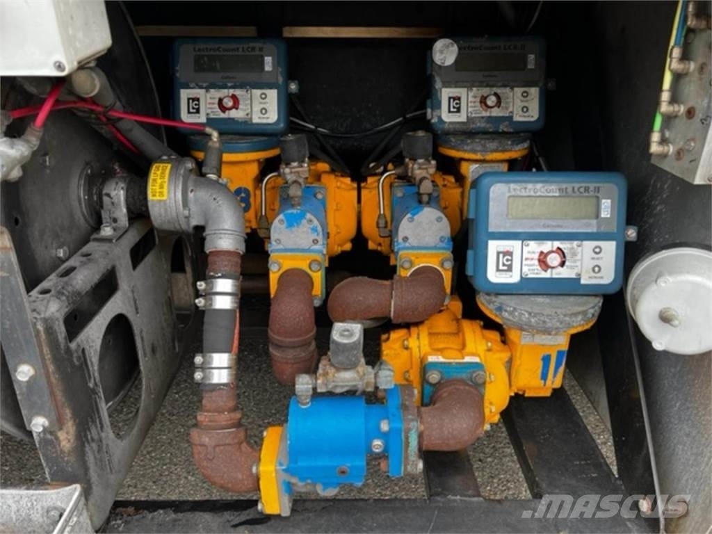 International DuraStar 4300 Tankwagen