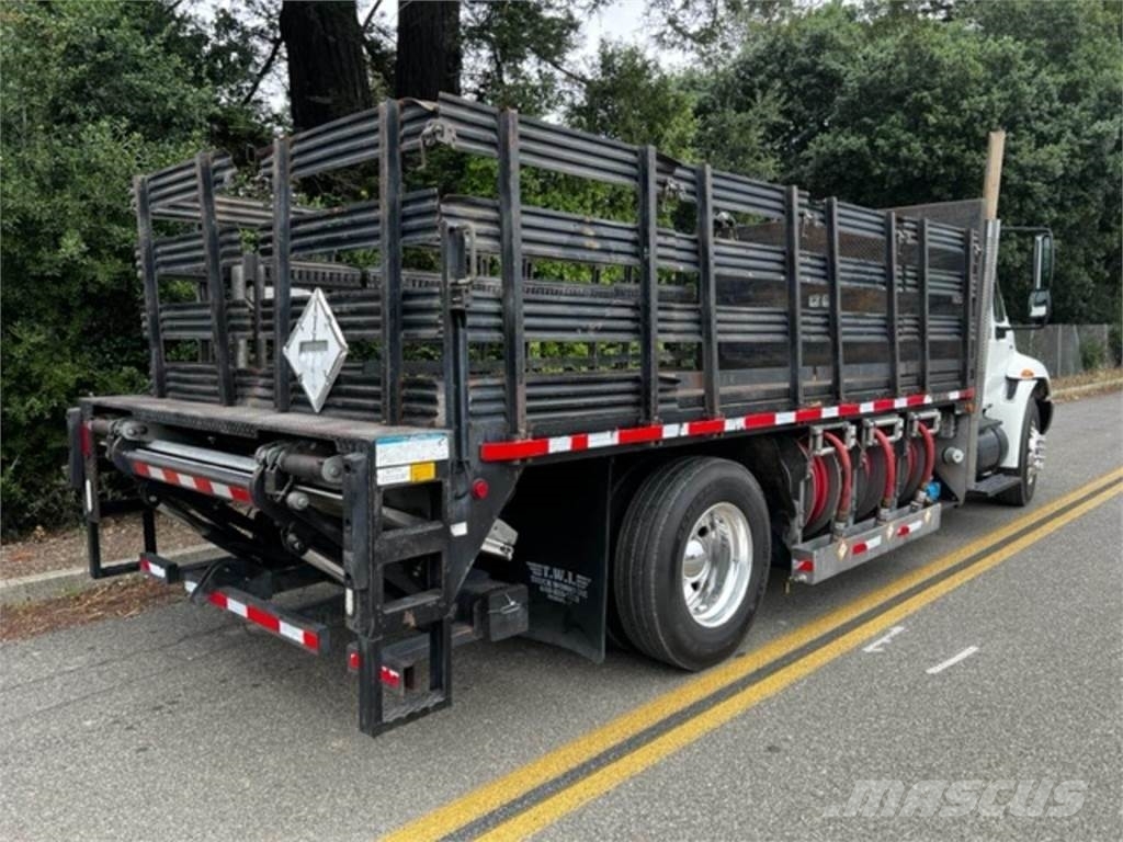 International DuraStar 4300 Tankwagen