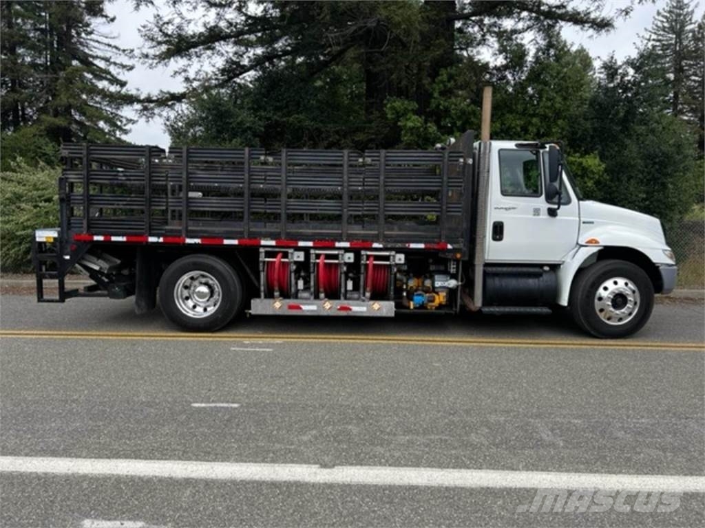 International DuraStar 4300 Tankwagen