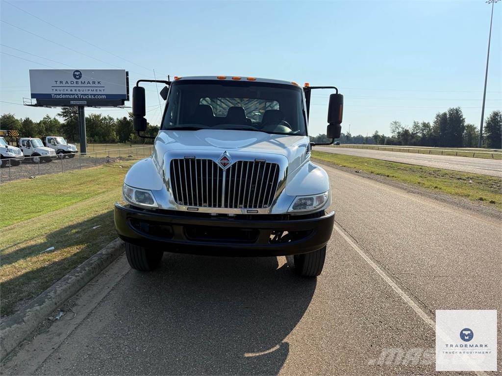 International DuraStar 4300 Onderhoud voertuigen