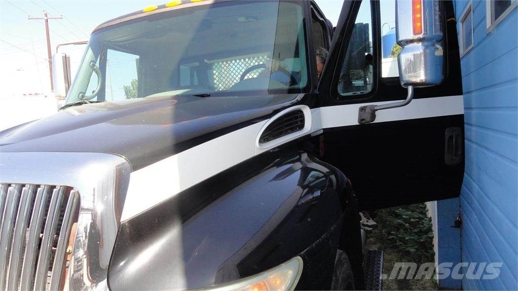 International DuraStar 4400 Tankwagen