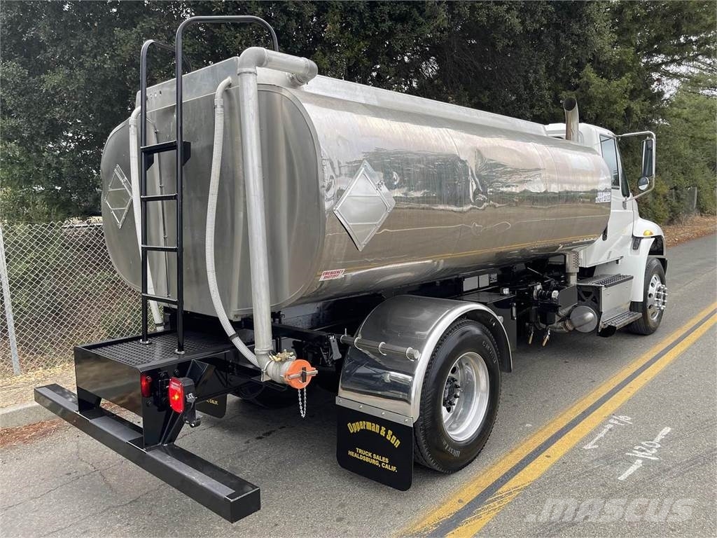 International DuraStar 4400 탱커 트럭