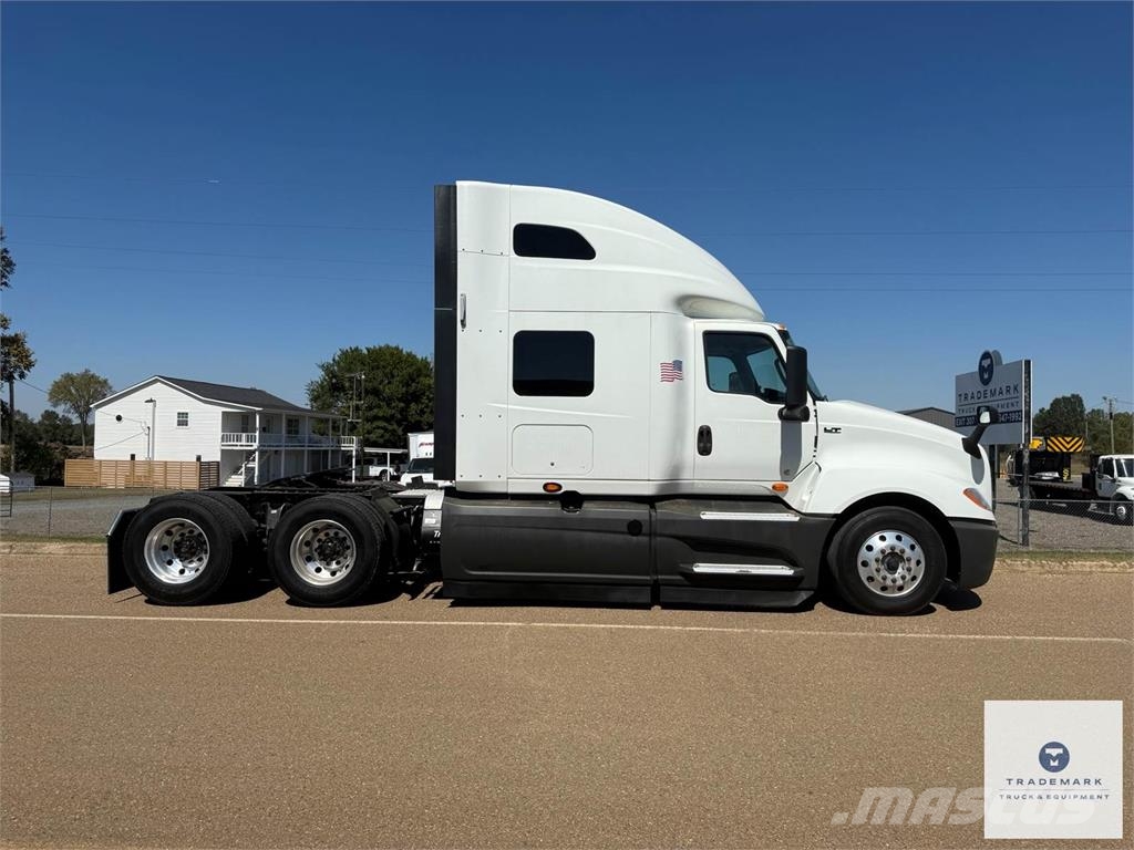 International LT625 트랙터 유닛
