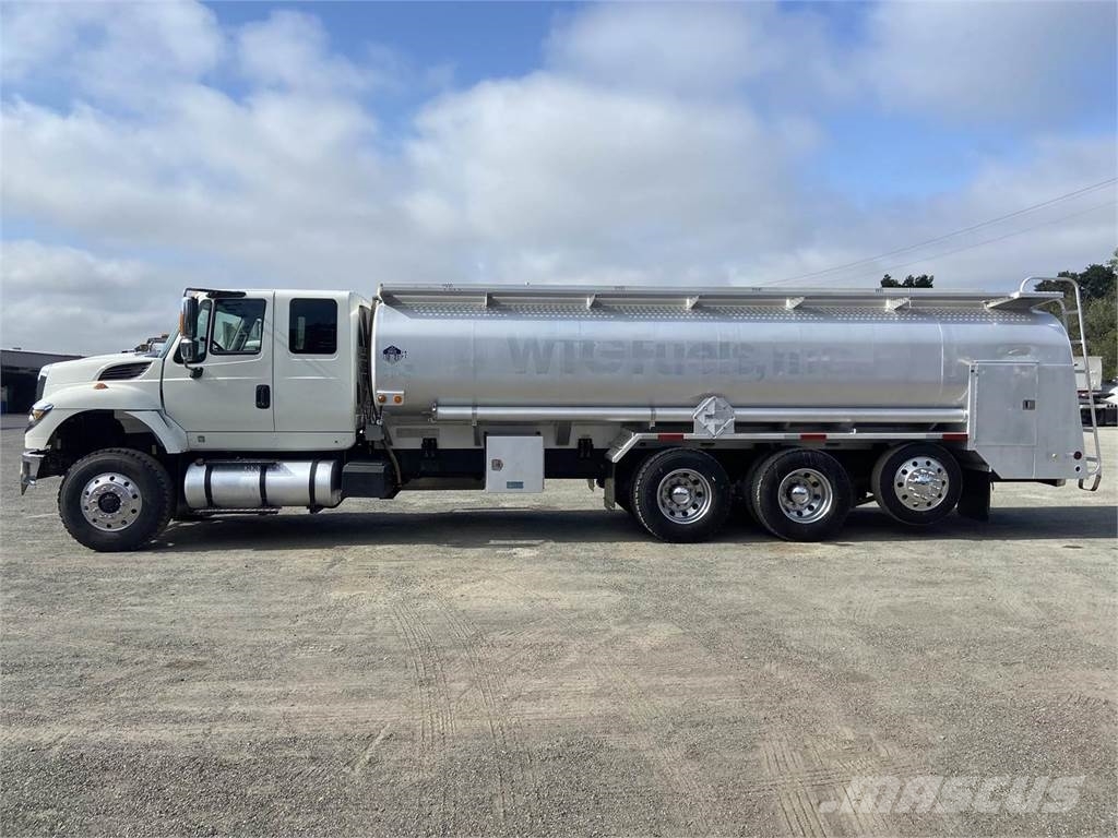 International WorkStar 7500 Tankwagen